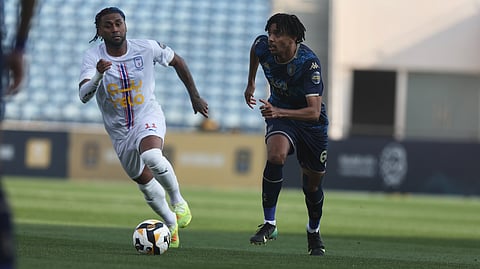 جانب من منافسات دوري يلو لأندية الدرجة الأولى