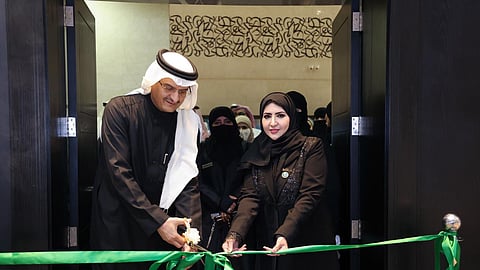 "نبض الحروف" معرض تشكيلي يحتفي باليوم العالمي للغة العربية