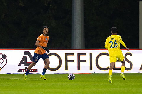 دوري روشن للمحترفين : التعادل السلبي يحسم مواجهة الفيحاء مع الحزم