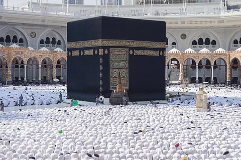 "رئاسة الحرمين" تدعو القاصدين إلى الالتزام بآداب وفضائل يوم الجمعة