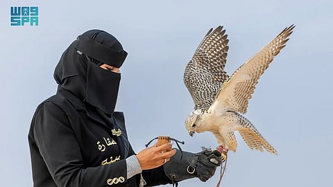 الصقّارة أمينة العنزي