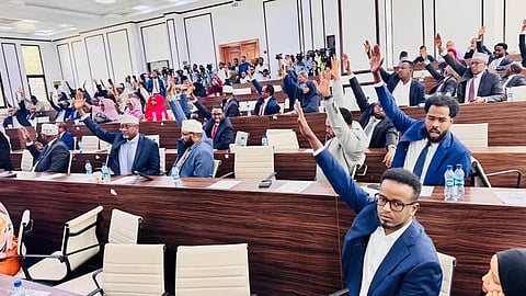 الصومال يرفض اعتراف إسرائيل بـ"أرض الصومال": قرار برلماني بالإجماع