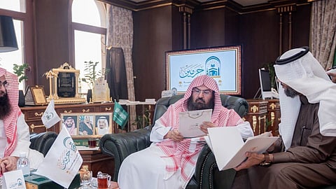 "السديس" يُدشّن برنامج "المؤذن المؤتمن" بالمسجد النبوي لتطوير الأداء ورفع الكفاءة