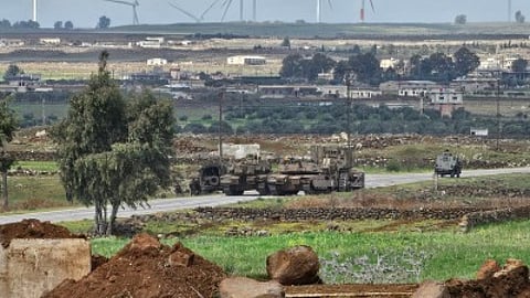 الاحتلال الإسرائيلي يتوغل في ريف القنيطرة ويقيم حواجز مؤقتة