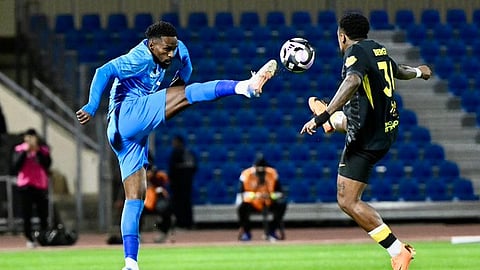 جانب من لقاء الاتحاد ونيوم