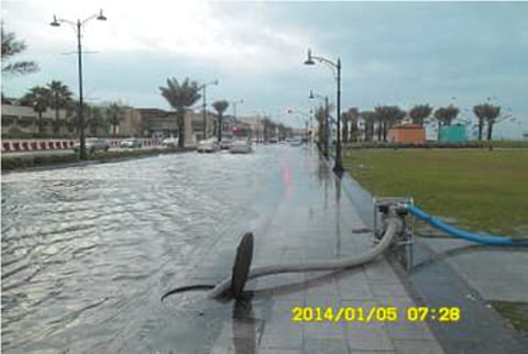 "أمانة جدة" ترفع 8 ملايين متر مكعب من مياه الأمطار بالمحافظة