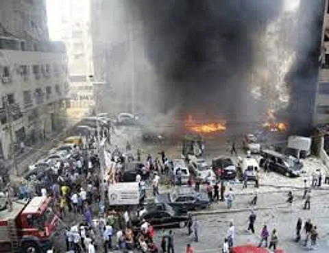 إصابات عدة في انفجار سيارة ملغومة في معقل "حزب الله" بالبقاع