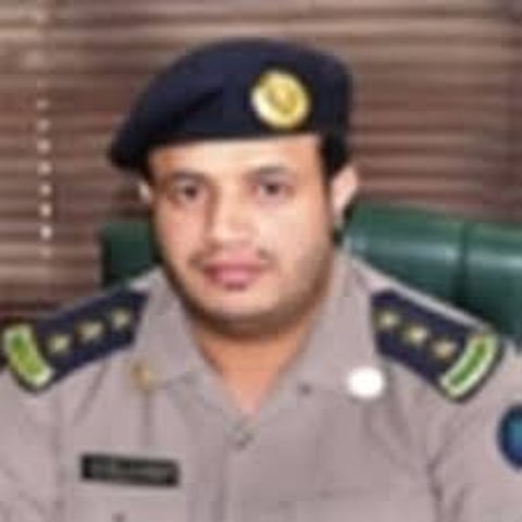 انقلاب صهريج يصيب 2 ويتسبب بتضرر 5 سيارات بـ"عرعر"