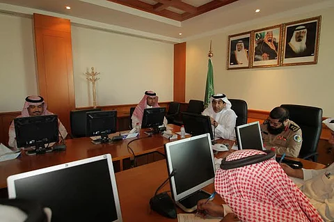 اجتماع تنسيقي لإقامة فعالية تنظيف شواطئ وبحر ينبع