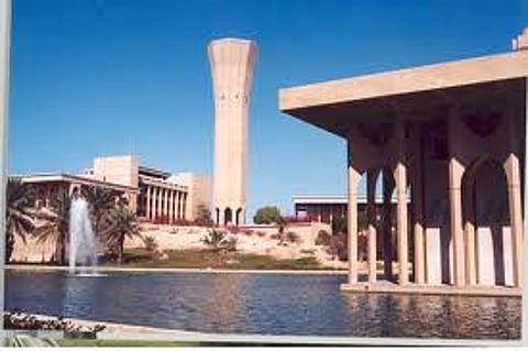 4 محاور في الملتقى العلمي للعاملين في مجال السلامة بالجامعات