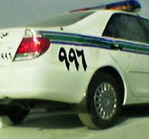 أمن طرق"حلبان" يضبط مركبتين مطلوبتين في قضايا جنائية