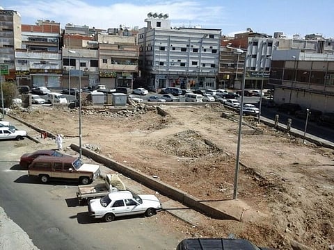 مستثمر بالطائف يسعى للاستيلاء على حديقة عمرها 50 عاماً