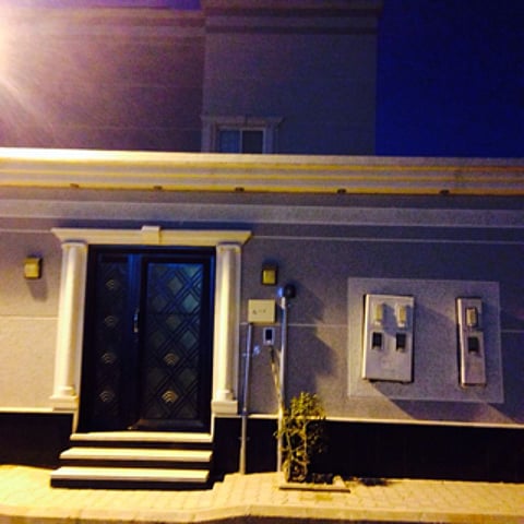 مواطن ينتظر الهاتف الثابت عاماً ونصف العام في "فلاح الرياض"