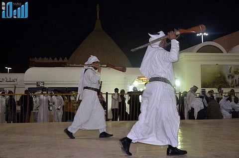 بالصور.. فرقة فيفاء تبهر زوار "الجنادرية"