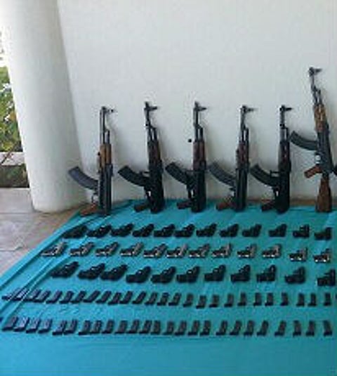 حرس حدود عسير يضبط 688 متسللاً و62 سلاحاً