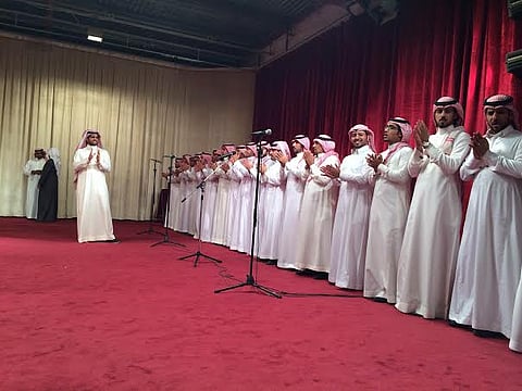 الشعراء يختتمون فعاليّات المحاورة بالجنادرية بالشعر الوطني