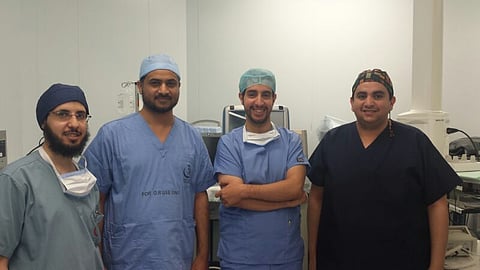 عمليتان جراحيتان لزراعة القرنية بعسير المركزي لأول مرة