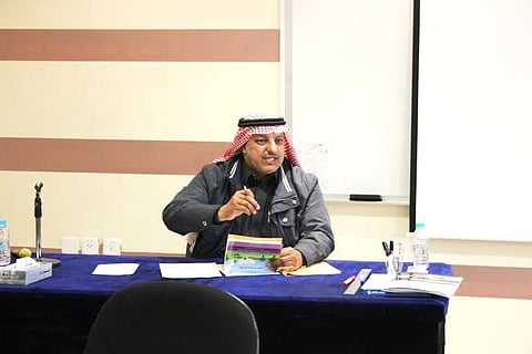 تعليم الباحة يدرب سائقي نقل الطلاب على وسائل السلامة