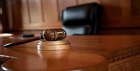 حكم يقضي بسجن وجلد "طبيب العلاقات المحرمة" بـ"عفيف"