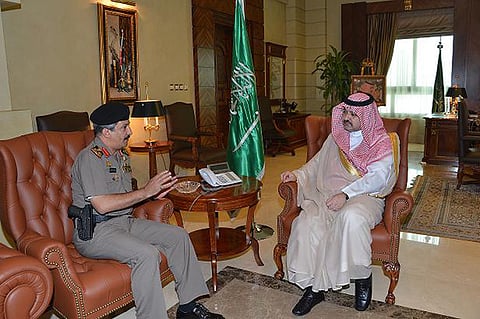 محافظ جدة ناقش آلية تهيئة مواقف الشاحنات مع "الشبلان" و"القرني"