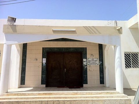 صلاة الجمعة تؤدى ظهرًا في جامع آل وافي بـ"بارق" بعسير