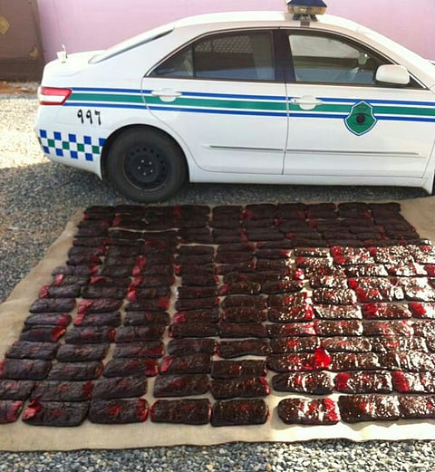 "تفتيش الحمراء" بالدرب تحبط محاولة تهريب 340 بلاطة حشيش