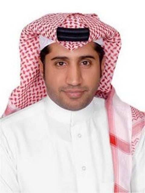 "يزن" يضيء منزل "المزارقة"