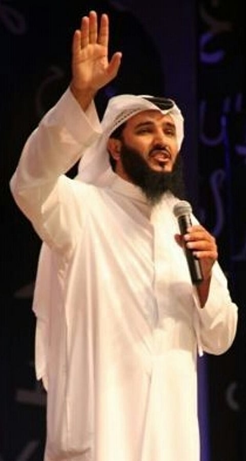 "ابن نغموش" يصور مأساة الحرب على غزة في قصيدة