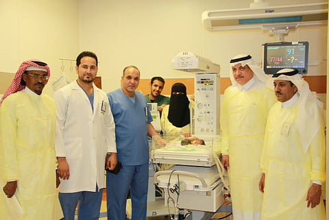 نقل الطفلتين السياميتين من "ولادة مكة" لـ"الحرس الوطني"