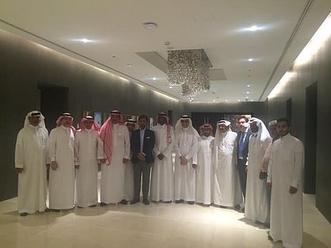 أحمد عيد يتفقد ملعب "الجوهرة" قبل الموسم الرياضي الجديد