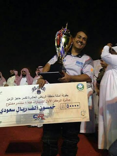 فريق "عالم السباق" يخطف الأضواء في بطولة "أمانة الرياض"