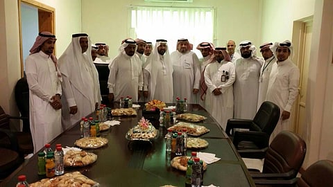 مستشفى الأطفال بالطائف يُعايد منسوبيه