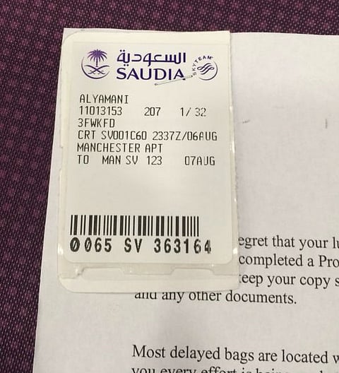 بعض ركاب طائرة "السعودية" يصلون مانشستر "بلا عفش"