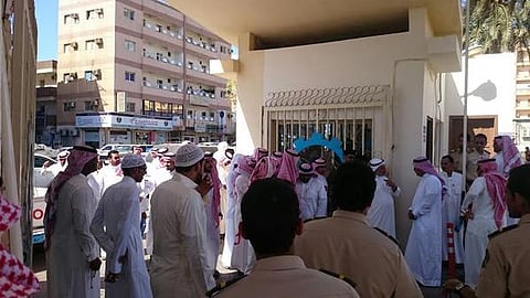 اللجنة المكلفة بدأت التحقيق في قضية مفصولي بلدية ينبع