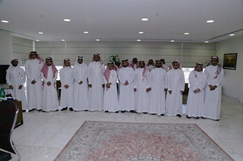 المجموعة 48 من موظفي "نزاهة" تؤدي القسم الوظيفي