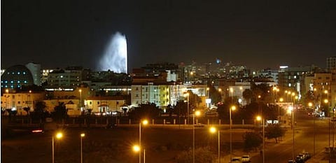 إنقاذ فتاة من ابتزاز مقيم استعاد صورها من جهاز باعته