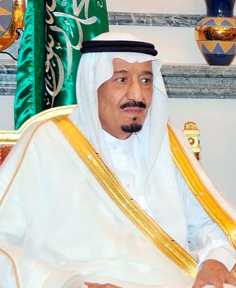 "أبناء الخرعان" يشكرون ولي العهد لمواساتهم في وفاة والدهم