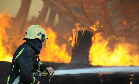 الآن .. حريق بأحد مشاريع "بن لادن" بمركزية الحرم المكي