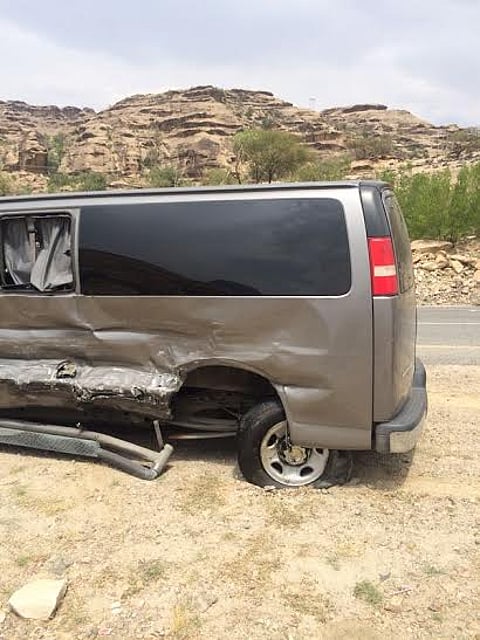 إصابة 3 معلمات ونجاة 6 في حادث تصادم بربوعة عسير