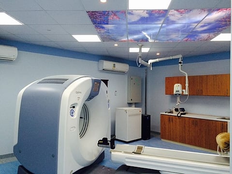 بدء تشغيل جهاز الأشعة المقطعية بمستشفى المويه العام