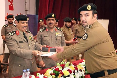 "الشهراني": الأول في دورة مكافحة التزييف