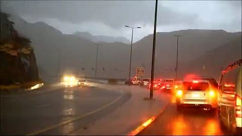 إعادة فتح "جبل كرا" بعد الأمطار الغزيرة التي شهدتها الطائف