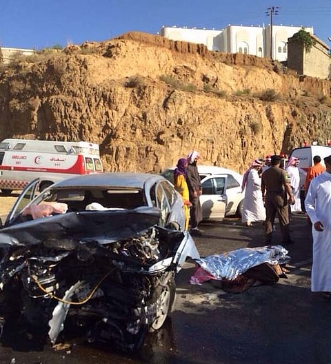 مصرع شخصين وإصابة ثالث في حادث مروري بـ"خيرة الباحة"