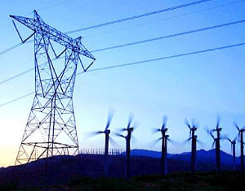 أهالي غرب حلي يشكون انقطاع التيار الكهربائي