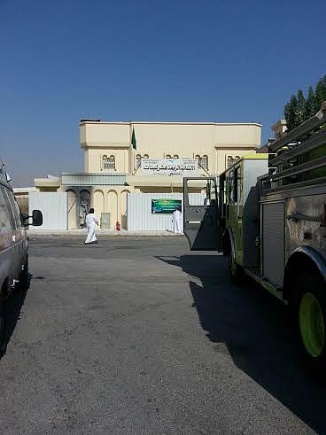 اندلاع حريق في لوحة كهرباء "الابتدائية 14" بالخفجي