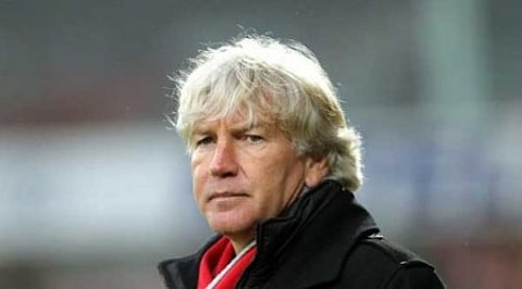 مارك بريس يعلن استقالته من تدريب نجران