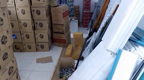 مصادرة تمور مجهولة التاريخ والمصدر في الجلة وتبراك