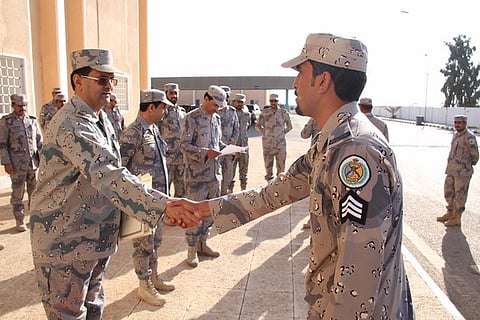 "حدود الجوف" يكرم المشاركين في الإطاحة بـ"مهرّب الحبوب المخدرة"