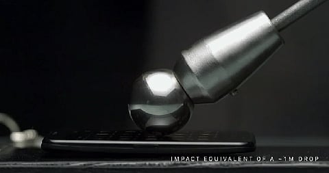 إطلاق النسخة الجديدة من شاشات الهواتف الذكية "جوريلا"