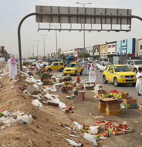 بالصور.. أمانة الرياض تضبط 249 منشأةً مخالِفةً في أحياء البطحاء والملز